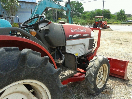 ขายรถไถ YANMAR EF352T ขนาด 35แรง 2เพลา พร้อมดันหน้า