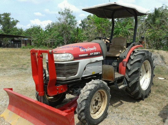 ขายรถไถ YANMAR EF352T ขนาด 35แรง 2เพลา พร้อมดันหน้า
