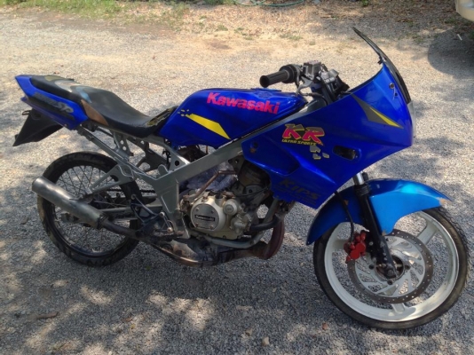 รถเก่าหลายรุ่น