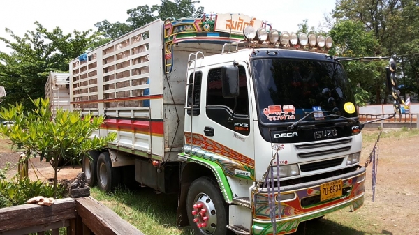 **2,450,000 บ.ต่อรอง**ขาย10ล้อพ่วงแม่ลูกไม่ดั้ม มือเดียวป้ายแดง แม่ ISUZU DECA FXZ 320 MAXLOAD ปี51 FXZ23NZH2 เครื่องเดิมเกียร์เดิม 6SD1 เทอโบ 320แรง แน่นๆแห้งๆ แรงดีไม่เยิ้ม ช่วงล่างเดิมๆ คัสซีสวยจัด ไม่มีบวมไม่มีช้ำ กระบะเหล็กคอกเกษตรไม่ดั้ม สภาพดี พื้น **2,450,000 บ.ต่อรอง**ขาย10ล้อพ่วงแม่ลูกไม่ดั้ม มือเดียวป้ายแดง แม่ ISUZU DECA FXZ 320 MAXLOAD ปี51 FXZ23NZH2 เครื่องเดิมเกียร์เดิม 6SD1 เทอโบ 320แรง แน่นๆแห้งๆ แรงดีไม่เยิ้ม ช่วงล่างเดิมๆ คัสซีสวยจัด ไม่มีบวมไม่มีช้ำ กระบะเหล็กคอกเกษตรไม่ดั้ม สภาพดี พื้น