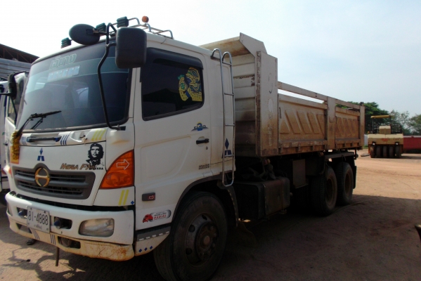 ขายด่วนรถสิบล้อHINOMAGAเครือง260แรงม้าดรั้มแม่ลูกปี48