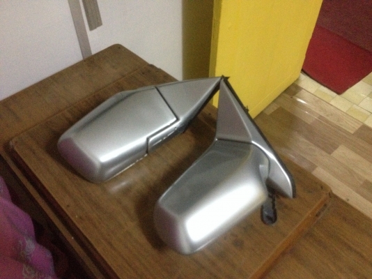 ขายหูกระจกมองข้างbmw e30แท้ติดรถ 1คู่ ราคา1400บาทโทร0924462525โส กทม