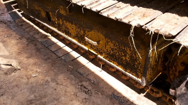 ***ขายแล้วครับขอบคุณ Truck2hand ขายแบคโฮ KOMATSU PC120-3 Sr.21893 เครื่องเดิมปั้มเดิม แน่นดีแรงดี ไม่เยิ้ม บูมอาร์มดีไม่มีปะไม่มีร้าว บุ้งกี๋ดีไม่ผุ เอวแน่นดีไม่มีแตก ช่วงล่าง โซ่ ใบแทร็ก โรลเลอร์ สภาพดี 70-80\% เฟรมดีไม่ผุ บอดี้สวยสีสันดี รถทำงานอยู่ปกติ ***ขายแล้วครับขอบคุณ Truck2hand ขายแบคโฮ KOMATSU PC120-3 Sr.21893 เครื่องเดิมปั้มเดิม แน่นดีแรงดี ไม่เยิ้ม บูมอาร์มดีไม่มีปะไม่มีร้าว บุ้งกี๋ดีไม่ผุ เอวแน่นดีไม่มีแตก ช่วงล่าง โซ่ ใบแทร็ก โรลเลอร์ สภาพดี 70-80\% เฟรมดีไม่ผุ บอดี้สวยสีสันดี รถทำงานอยู่ปกติ