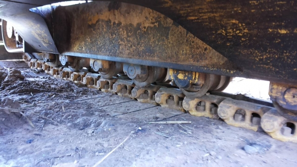 ***ขายแล้วครับขอบคุณ Truck2hand ขายแบคโฮ KOMATSU PC120-3 Sr.21893 เครื่องเดิมปั้มเดิม แน่นดีแรงดี ไม่เยิ้ม บูมอาร์มดีไม่มีปะไม่มีร้าว บุ้งกี๋ดีไม่ผุ เอวแน่นดีไม่มีแตก ช่วงล่าง โซ่ ใบแทร็ก โรลเลอร์ สภาพดี 70-80\% เฟรมดีไม่ผุ บอดี้สวยสีสันดี รถทำงานอยู่ปกติ ***ขายแล้วครับขอบคุณ Truck2hand ขายแบคโฮ KOMATSU PC120-3 Sr.21893 เครื่องเดิมปั้มเดิม แน่นดีแรงดี ไม่เยิ้ม บูมอาร์มดีไม่มีปะไม่มีร้าว บุ้งกี๋ดีไม่ผุ เอวแน่นดีไม่มีแตก ช่วงล่าง โซ่ ใบแทร็ก โรลเลอร์ สภาพดี 70-80\% เฟรมดีไม่ผุ บอดี้สวยสีสันดี รถทำงานอยู่ปกติ