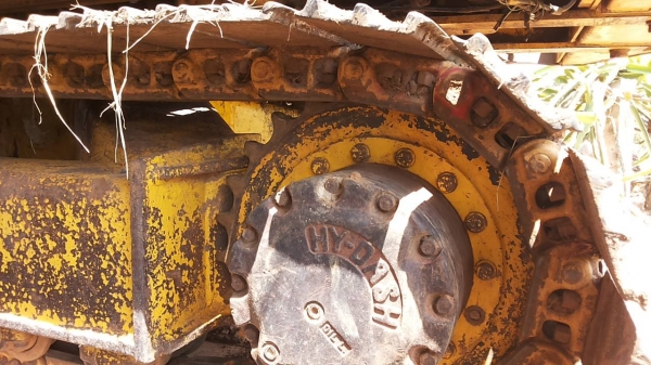 ***ขายแล้วครับขอบคุณ Truck2hand ขายแบคโฮ KOMATSU PC120-3 Sr.21893 เครื่องเดิมปั้มเดิม แน่นดีแรงดี ไม่เยิ้ม บูมอาร์มดีไม่มีปะไม่มีร้าว บุ้งกี๋ดีไม่ผุ เอวแน่นดีไม่มีแตก ช่วงล่าง โซ่ ใบแทร็ก โรลเลอร์ สภาพดี 70-80\% เฟรมดีไม่ผุ บอดี้สวยสีสันดี รถทำงานอยู่ปกติ ***ขายแล้วครับขอบคุณ Truck2hand ขายแบคโฮ KOMATSU PC120-3 Sr.21893 เครื่องเดิมปั้มเดิม แน่นดีแรงดี ไม่เยิ้ม บูมอาร์มดีไม่มีปะไม่มีร้าว บุ้งกี๋ดีไม่ผุ เอวแน่นดีไม่มีแตก ช่วงล่าง โซ่ ใบแทร็ก โรลเลอร์ สภาพดี 70-80\% เฟรมดีไม่ผุ บอดี้สวยสีสันดี รถทำงานอยู่ปกติ