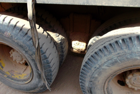 ขายด่วนรถสิบล้อHINOMAGAเครือง260แรงม้าปี48มีละบบลาก