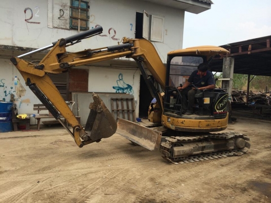 แค๊ต 305 รถสวย  ไม่มีทะเบียน