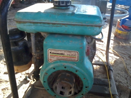 ขายเครื่องสูบน้ำเบนซิน KAWASAKI FG 230 แรงๆเครื่องดี