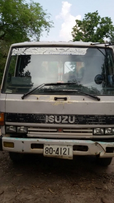 ขายรถหกล้อ หัวเทรนเลอร์ เครื่อง 6BG1  175 แรง  ทิฟฟี่ เพาว์เวอร์