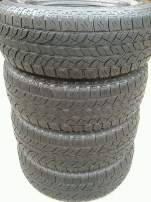 7,900 ยาง All 265/70 R16 ปี 10 สวยๆ