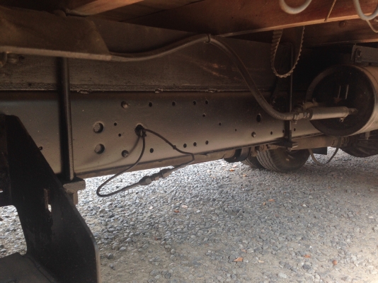 ขายรถ6ล้อNPR115พร้อมหลังคารับเด็กนักเรียนยาว5เมตร ขายรถ6ล้อNPR115พร้อมหลังคารับเด็กนักเรียนยาว5เมตร