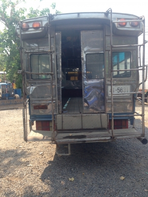 ขายรถ6ล้อNPR115พร้อมหลังคารับเด็กนักเรียนยาว5เมตร ขายรถ6ล้อNPR115พร้อมหลังคารับเด็กนักเรียนยาว5เมตร