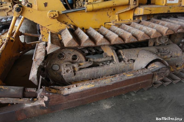 ขาย แทร็กเตอร์ 2 คัน