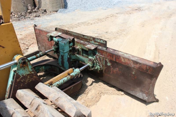 ขาย แทร็กเตอร์ 2 คัน