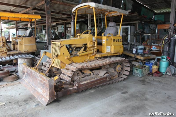 ขาย แทร็กเตอร์ 2 คัน