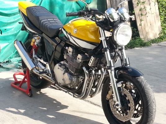 วุฒินนบุรี// XJR400cc. ปี2000 สภาพนางฟ้ารถสวยกริ๊บพร้อมใช้เครื่องดีเสียสรรพสารมิตรแล้ว