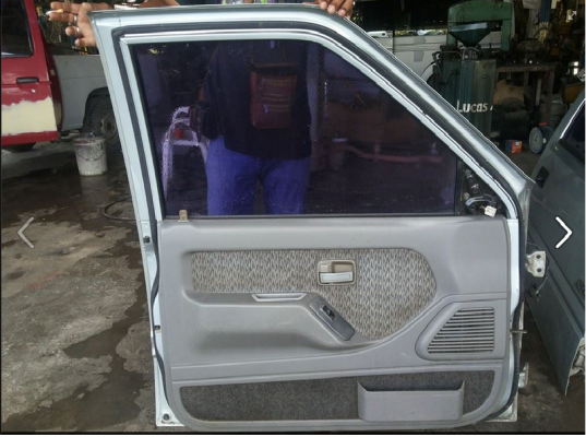 ประตูอีซูซุ ทีเอฟอาร์ ไฟฟ้า แผงข้างกำมะหยี่ อุปกรณ์ครบๆ คู่ละ6000 บานละ3500 ครับ ประตูอีซูซุ ทีเอฟอาร์ ไฟฟ้า แผงข้างกำมะหยี่ อุปกรณ์ครบๆ คู่ละ6000 บานละ3500 ครับ