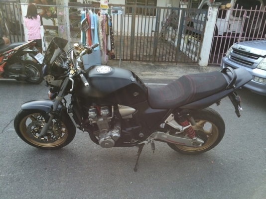 ราคาสุดท้ายcb1300ปี2003ทะเบียนแท้โอนขนส่ง250,000-(งดต่อรองครับ) รถพร้อมใช้ครับ ยาง,แบต,ของเหลว,ผ้าเบรค,ใหม่หมดครับ ใครมีแลกตัวไหนโทรคุยดูครับ (087-098-9599) ฮัดครับ