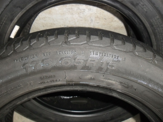 ยาง GoodYear 175/65R15 ปี10 สวยๆ 4 เส้น ราคา 1200 บาท ยาง GoodYear 175/65R15 ปี10 สวยๆ 4 เส้น ราคา 1200 บาท
