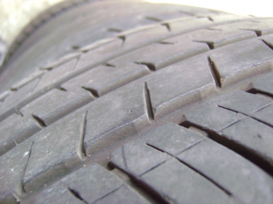 แม๊กซ์ขอบ 16 4รู 100 พร้อมยาง 205/55/16