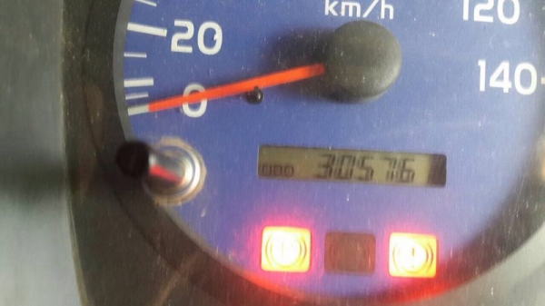 รถฮีโน่ 6 ล้อดั้ม FC4J 150 แรงม้า. ปี 49  สนใจติดต่อ 081 - 6079515