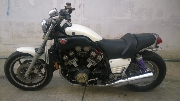 ขาย ยามาฮ่า วีแม็กซ์ 1200