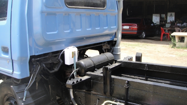 ISUZU NPR ดั๊มดิน5คิว เครื่อง110แรง สวยพรัอมใช้