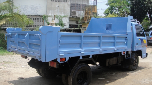 ISUZU NPR ดั๊มดิน5คิว เครื่อง110แรง สวยพรัอมใช้