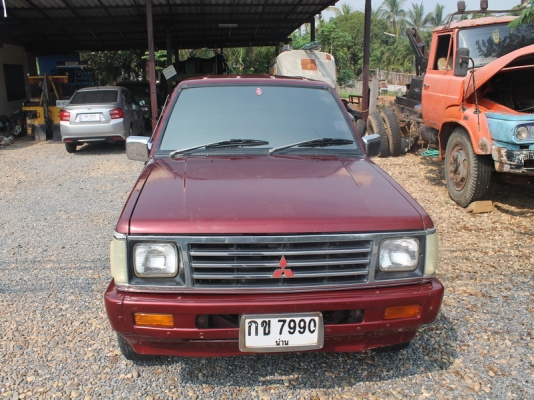 มิตซู 4 ประตู เครื่องเดิมติดรถ2000ซีซี ติดแก็สลงเล่มแล้ว เอกสารชุดโอนครบหมายเลขตรงเล่ม มิตซู 4 ประตู เครื่องเดิมติดรถ2000ซีซี ติดแก็สลงเล่มแล้ว เอกสารชุดโอนครบหมายเลขตรงเล่ม