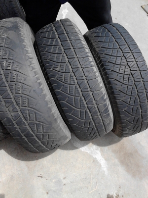 245/70R16  MICHELIN LATITUDE CROSS มีชุด 4 เส้น TEL.081-427-3941