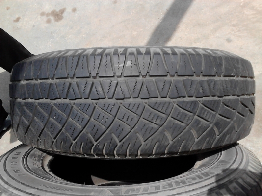 245/70R16  MICHELIN LATITUDE CROSS มีชุด 4 เส้น TEL.081-427-3941