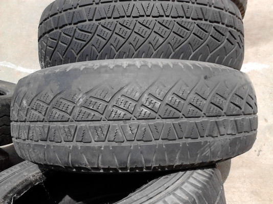 245/70R16  MICHELIN LATITUDE CROSS มีชุด 4 เส้น TEL.081-427-3941