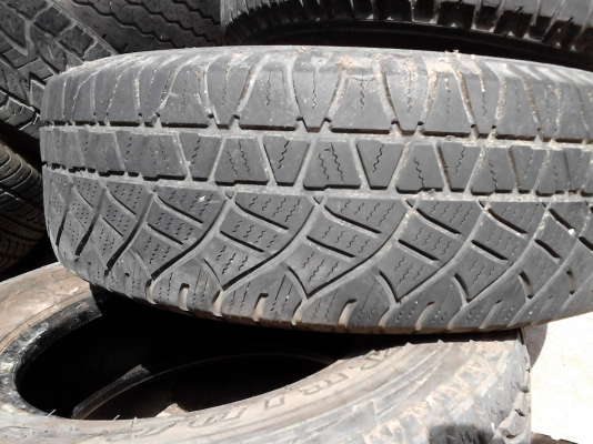 245/70R16  MICHELIN LATITUDE CROSS มีชุด 4 เส้น TEL.081-427-3941