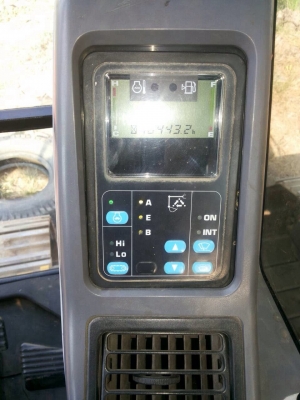 ขายรถแมคโครPC200-7 บูมยาวสภาพพร้อมใช้ เล่มทะเบียน สนใจติดต่อบอย 085-156-2314