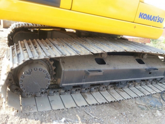 ขายรถแมคโครPC200-7 บูมยาวสภาพพร้อมใช้ เล่มทะเบียน สนใจติดต่อบอย 085-156-2314