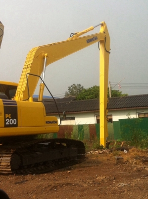 ขายรถแมคโครPC200-7 บูมยาวสภาพพร้อมใช้ เล่มทะเบียน สนใจติดต่อบอย 085-156-2314