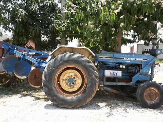 รถไถฟอร์ด 77 เครื่องยนต์ T5 พร้อมผาน หน้าหลัง ทะเบียนครบ ถูกๆครับ