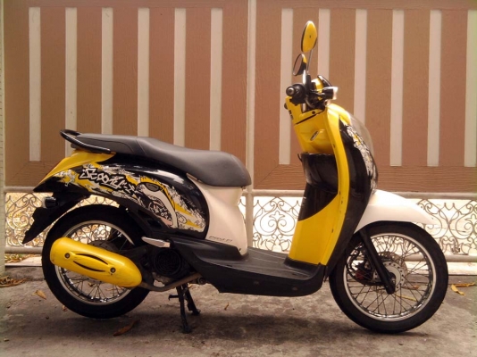 ขออนุญาติขาย HONDA Scoopy-i 110 cc. วิ่งแค่ 8,xxx กิโล