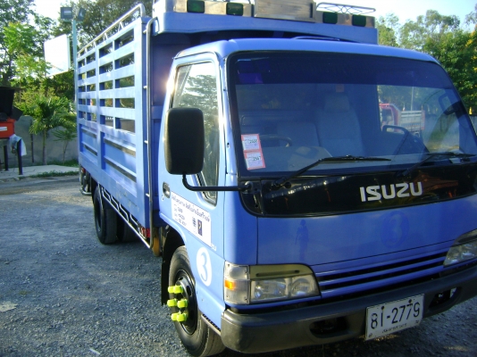 ขายรถ 6 ล้อปี47 รถห้างแท้ กระบะเลส4.30เมตร เครื่องดี พวงมาลัยเพาเวอร์ เครื่อง130แรง เทอร์โบ สภาพพร้อมใช้งาน