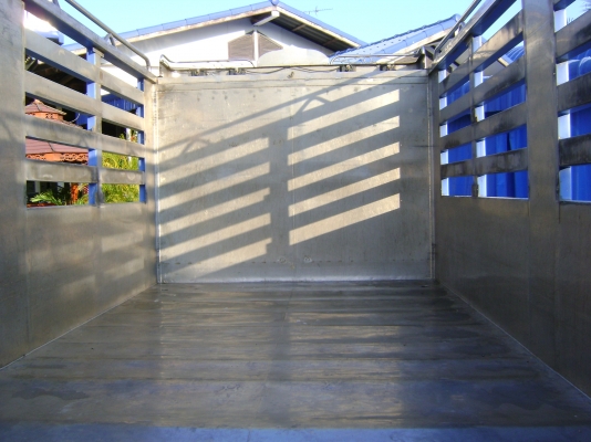 ขายรถ 6 ล้อปี47 รถห้างแท้ กระบะเลส4.30เมตร เครื่องดี พวงมาลัยเพาเวอร์ เครื่อง130แรง เทอร์โบ สภาพพร้อมใช้งาน