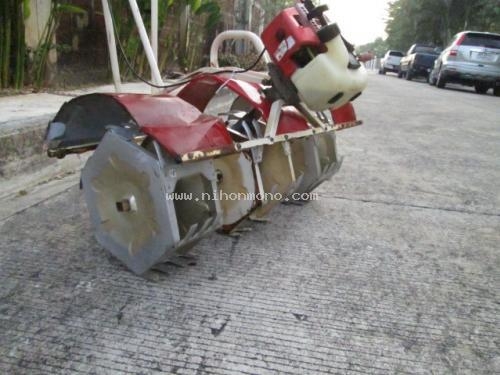 เครื่องกำจัดวัชพืชในร่องข้าว!!!รหัสสินค้า : 14001600  ยี่ห้อ : MARUYAMA