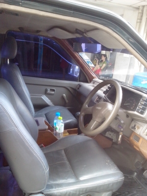 ขายกะบะ isuzu tfr romeo ปี 94 ทำสีใหม่ทั้งคันเพิ่งเสร๊จสวยๆเลยครับ