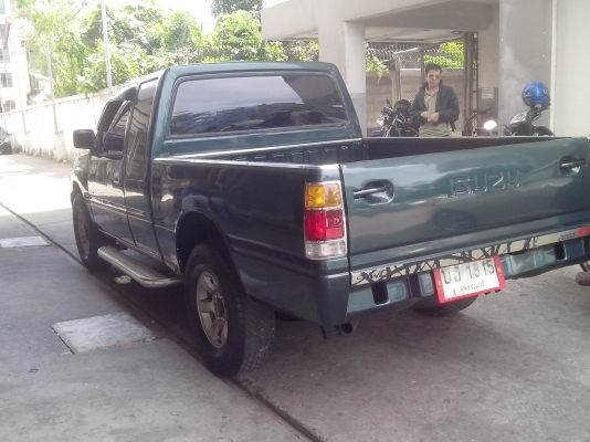 ขายกะบะ isuzu tfr romeo ปี 94 ทำสีใหม่ทั้งคันเพิ่งเสร๊จสวยๆเลยครับ
