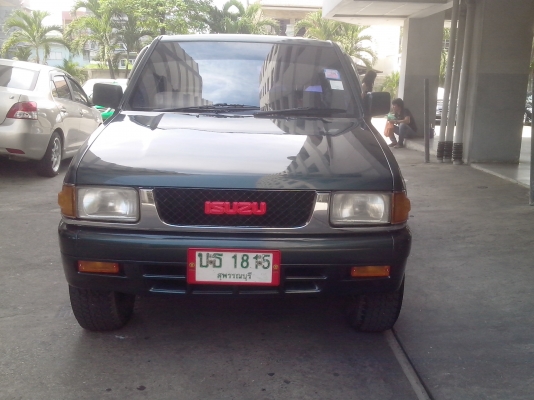 ขายกะบะ isuzu tfr romeo ปี 94 ทำสีใหม่ทั้งคันเพิ่งเสร๊จสวยๆเลยครับ