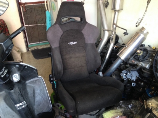 เบาะ KONICแท้ GERMANY 1ตัวสภาพดีรางครบ