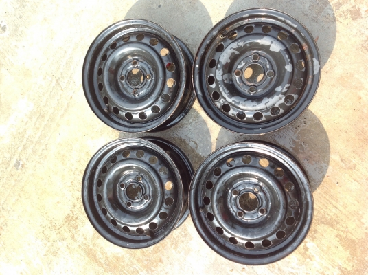 ขายล้อกะทะขอบ 14 หนึ่งชุด