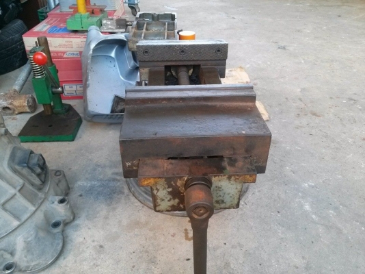 ขายปากกาเครื่องไส+เครื่องปั๊มมือโยก