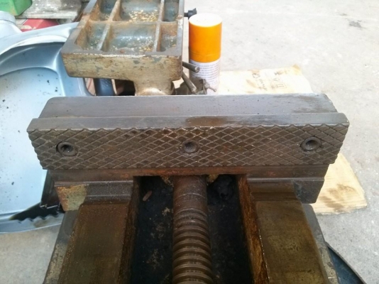 ขายปากกาเครื่องไส+เครื่องปั๊มมือโยก