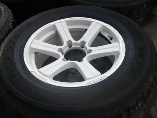 แม็กZESAR#17X7.5พร้อมยาง265/65R17