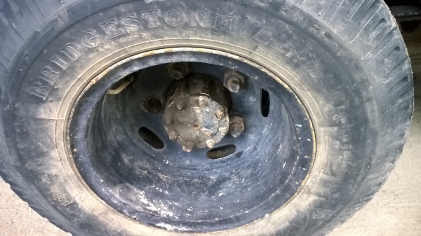 NKR55EX5S 6ล้อดั้ม88แรง รถออกห้างแท้มือเดียวป้ายแดง รถเดิมๆมีเก็บสีบ้าง....